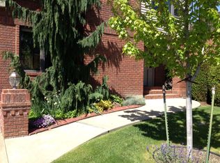 612 Bellevue Pl, Yakima, WA 98908