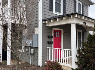 326 10th St NW #B, Charlottesville, VA