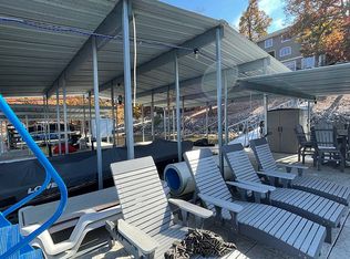 3619 Walnut Hills Rd, Stover, MO 65078