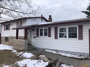 2617 Grandview Dr, Rapid City, SD 57701