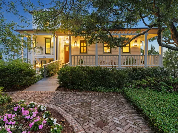 302 E Bay Street, Southport, NC 28461