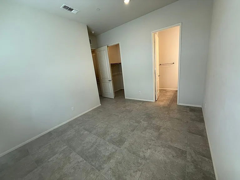 19255 Castana St — Photo 17