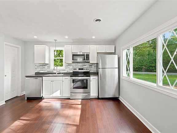 4th image of 2375 S Keel Ridge Rd