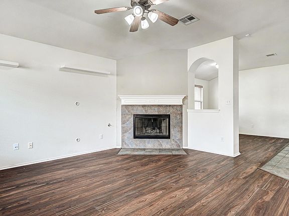 5th image of 12101 Timber Heights Dr