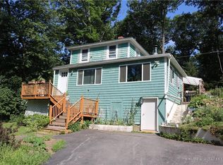 15 Old Post Rd, Kittery, ME 03904