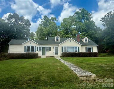 303 Cavin Ave, Mount Holly, NC, 28120