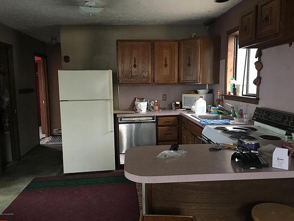 2nd image of 1463 Waterfront Dr