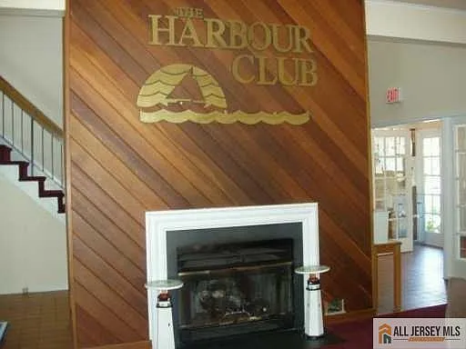 1209 Harbor Club Dr — Photo 26