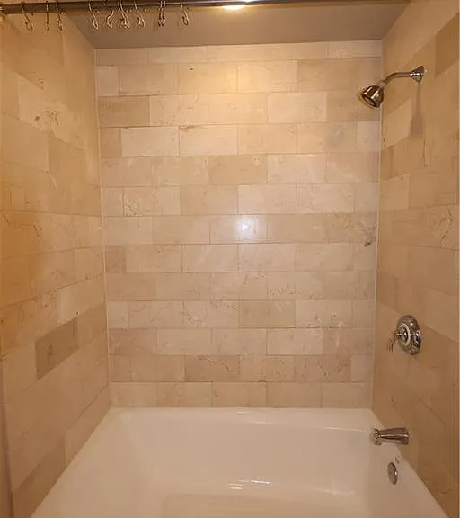 195 14th St NE #1105 — Photo 26