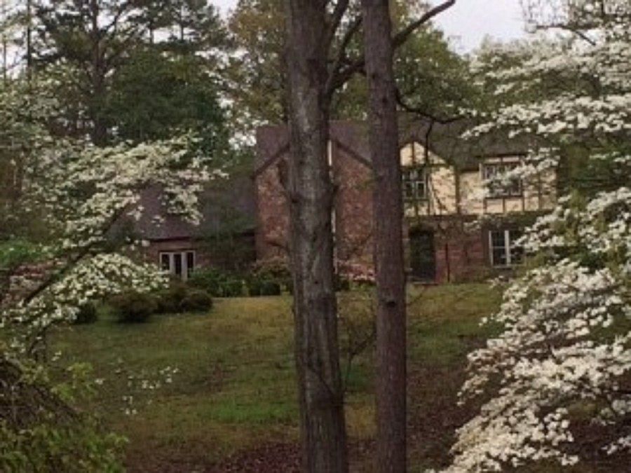 1st image of 434 Country Club Ln