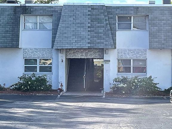 2nd image of 3415 Tricon Ln APT 24