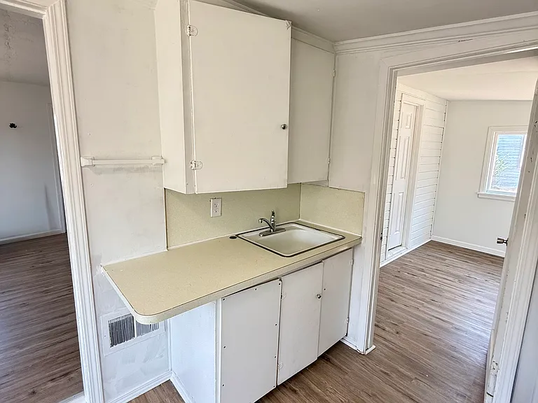 1164 Gem Ave — Photo 6