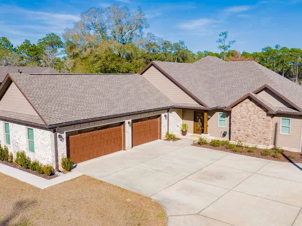 9492 Neumann Dr, Elberta, AL 36530