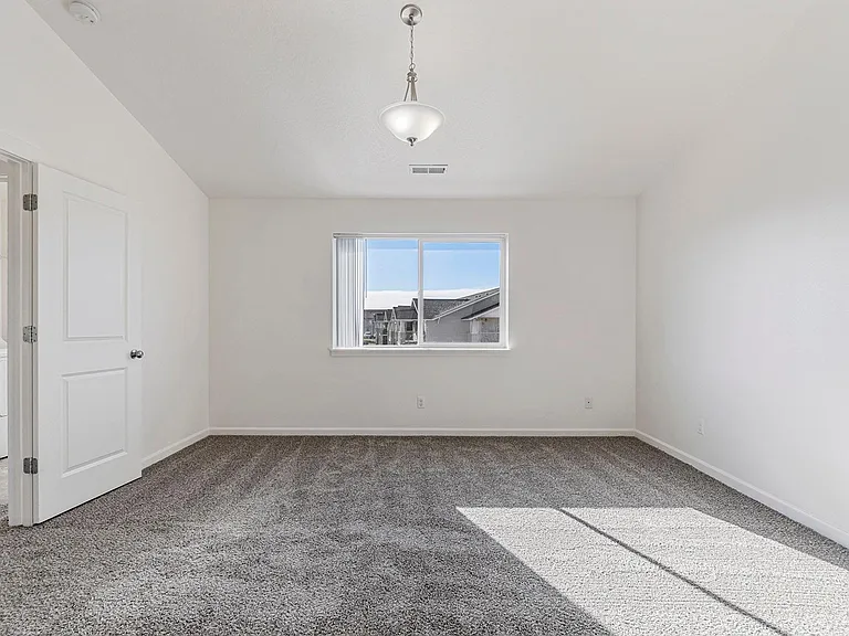 7761 Wyeth Ct — Photo 15