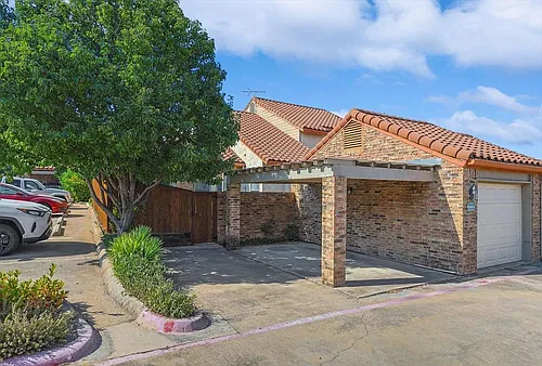 6505 Hickock Dr #4A Photo 1