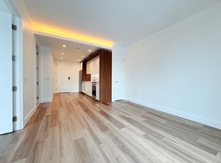 228 E 135th St #304, Bronx, NY 10451