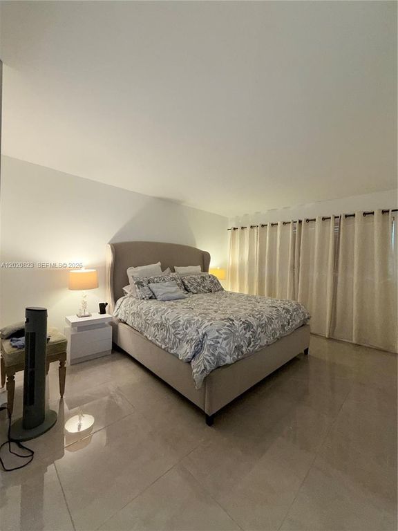 605 Oaks Dr APT 307, photo 7