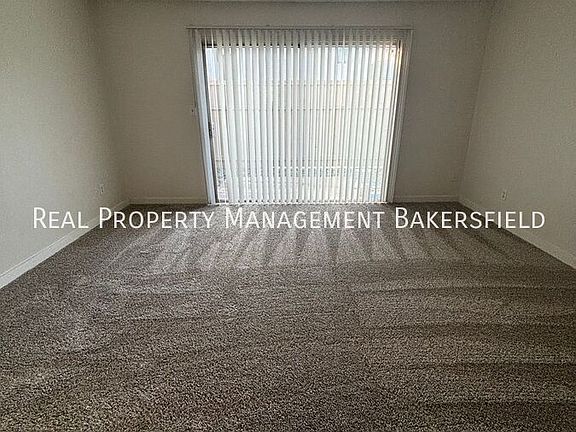 2nd image of 2425 Olive St #2425