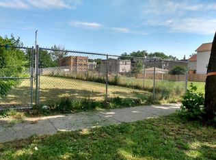 3902 W Grenshaw St, Chicago, IL 60624