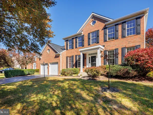 8315 Hope Point Ct, Millersville, MD 21108