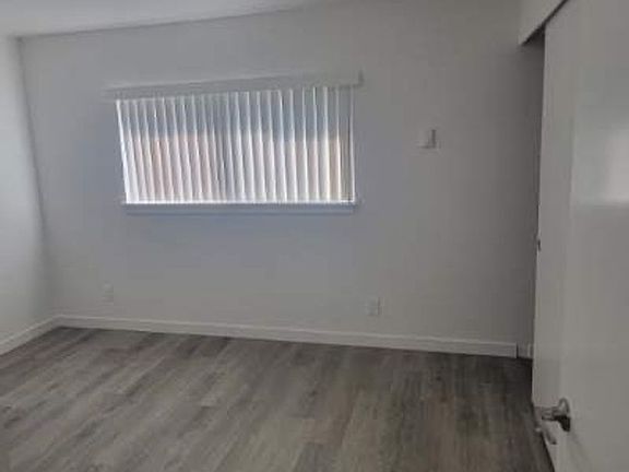 5th image of 1521 E 38th St APT 4