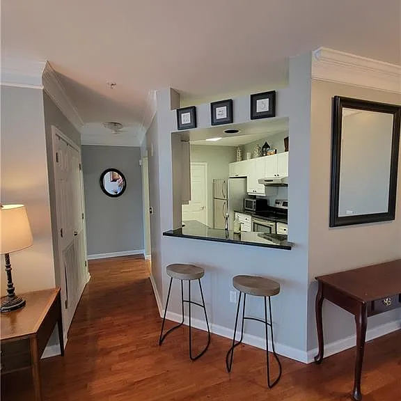 3334 Peachtree Rd NE #404 — Photo 28