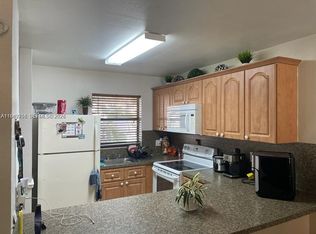 1318 W 42nd St #1318, Hialeah, FL 33012