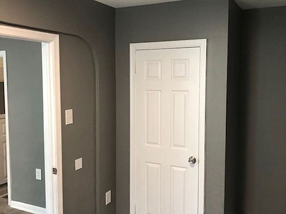 5th image of 661 Chain St #8023350