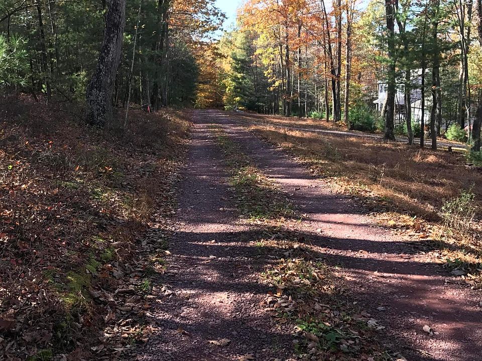 2nd image of 105 Radial Dr