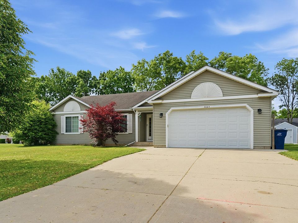 1st image of 3009 W Sherman Ave