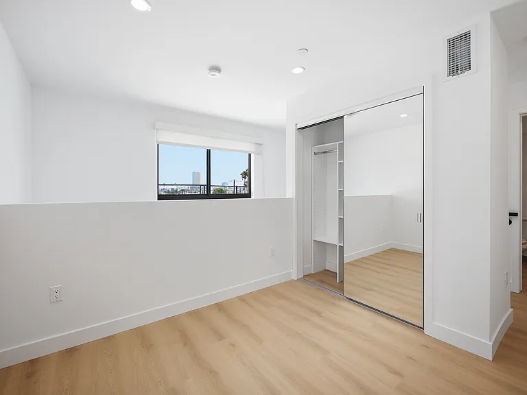 Hi Point Terrace by Wiseman — Photo 360