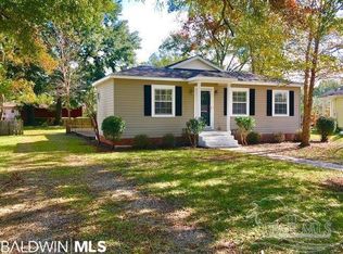 207 5th Ave, Atmore, AL 36502