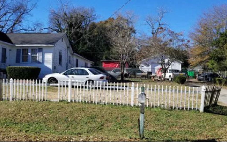 2nd image of 740 Magnolia Dr