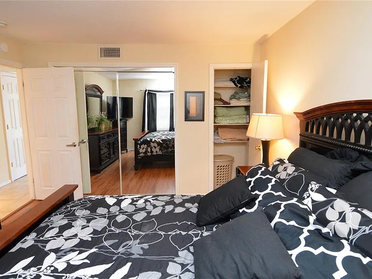 5245 Coquina Key Dr SE #A — Photo 28