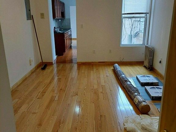 3rd image of 655 Leonard St #1R