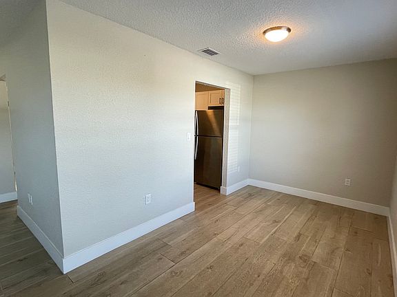 5th image of 3563 Montante Blvd
