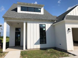408 Habitat Ridge Dr, Broussard, LA 70518