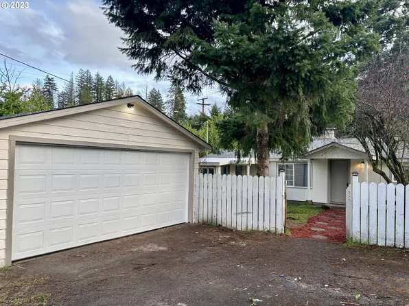 609 NW 1st St, Canyonville, OR 97417