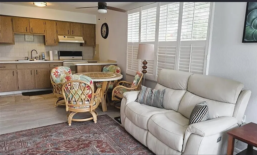 2 bed, 845 sqft, $1,350 — Photo 4