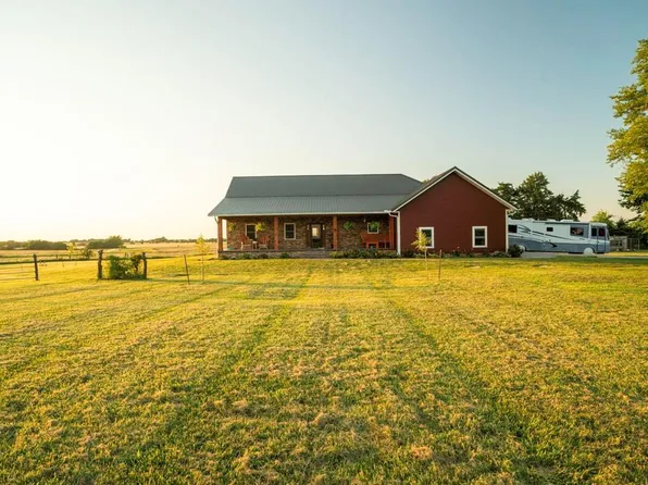 26639 SE 300th Rd, Kincaid, KS 66039
