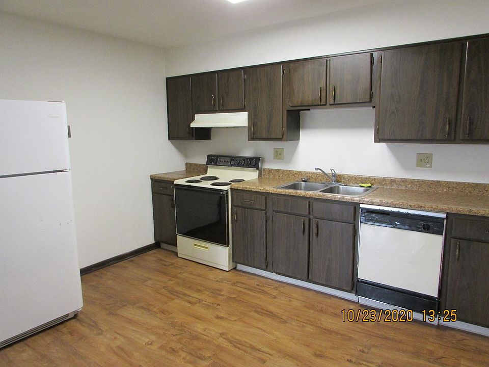2nd image of 220 Burkhardt Ave APT 7