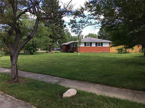 5th image of 5218 Mark Ln