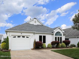 9 Manchester Ct, Jackson, NJ 08527