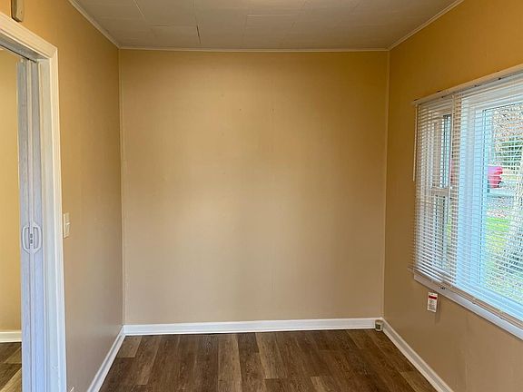 3rd image of 7125 W 127th Pl