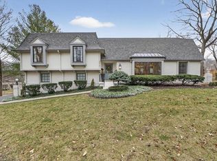 9815 Belinder Rd, Leawood, KS 66206