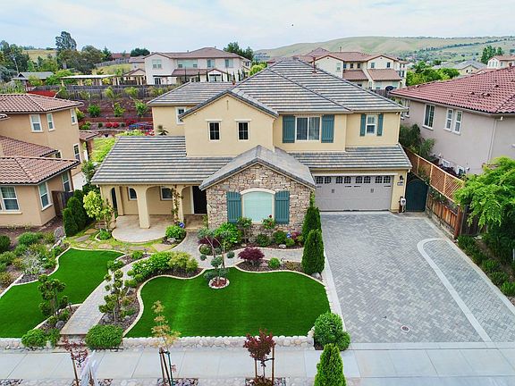 4th image of 2882 Lowell Ct
