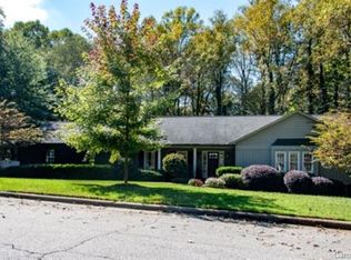 1655 8th Street Dr NW, Hickory, NC 28601