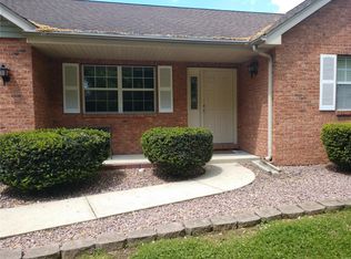 5 Bourdelais Dr, Belleville, IL