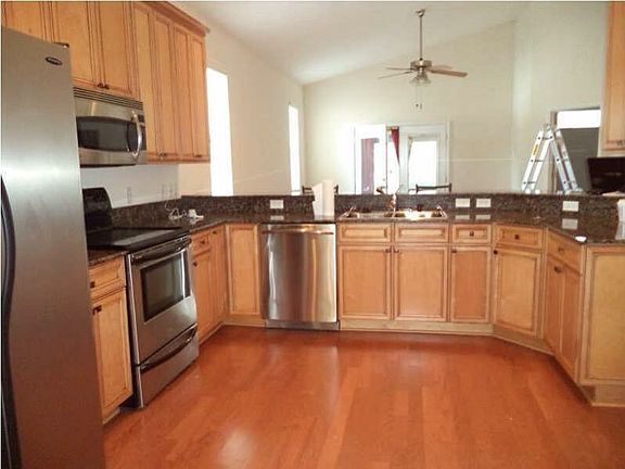 3rd image of 7213 S Mascotte St