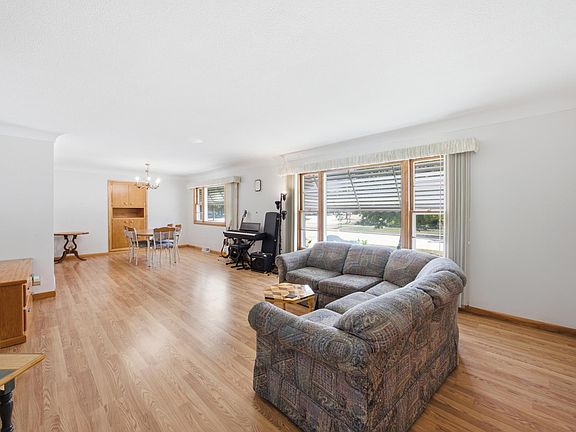 5th image of 1106 5th Ave S